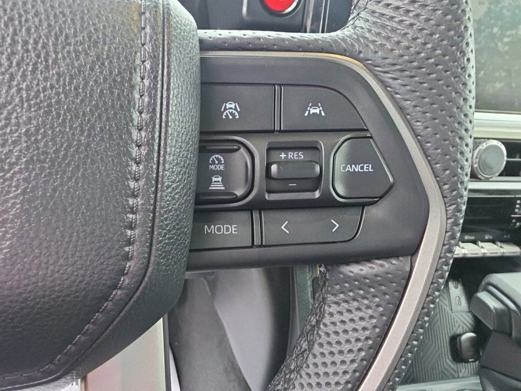 Used 2026 Toyota Tacoma TRD Off-Road w/ TRD Off Road Premium Package AWD/4WD image 28