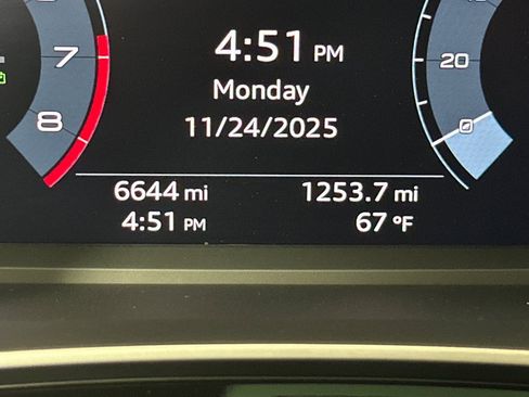 Used 2025 Audi Q3 2.0T Premium w/ Convenience Package image 22