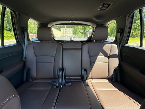 Used 2024 Honda Passport EX-L image 19