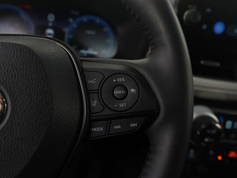 Used 2024 Toyota RAV4 Limited image 29