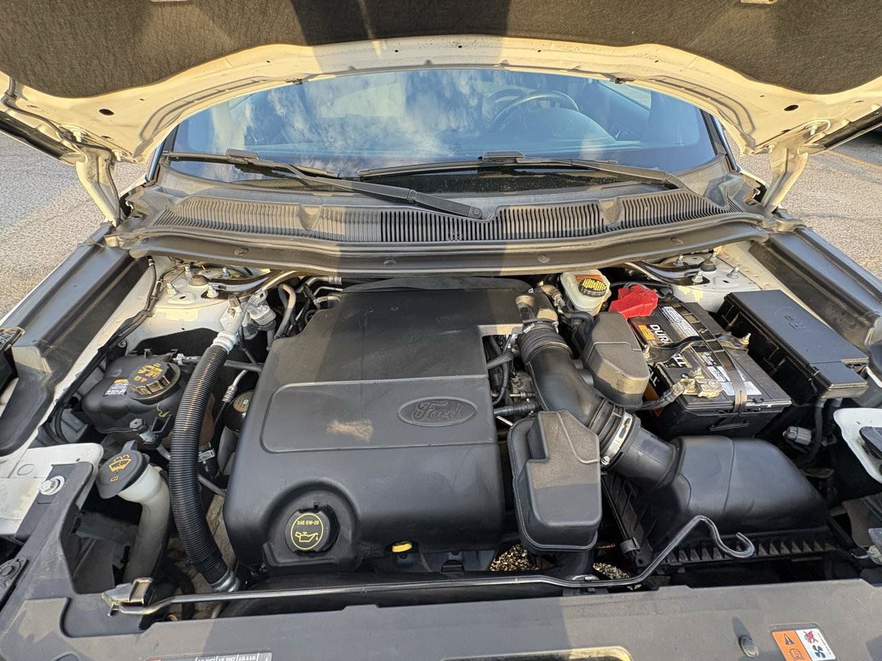 Used 2016 Ford Explorer XLT w/ Equipment Group 201A FWD image 24