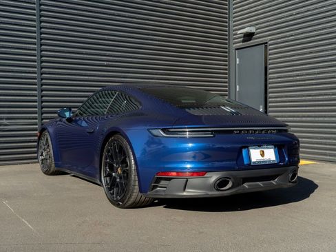 Used 2024 Porsche 911 Carrera GTS RWD image 3