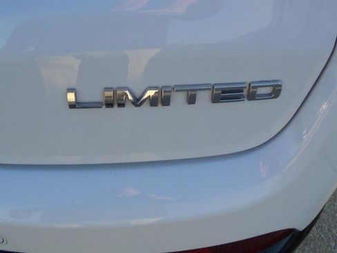 Certified 2025 Jeep Compass Limited w/ Elite Group image 10