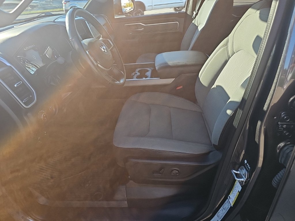 Used 2022 RAM 1500 Big Horn AWD/4WD image 16