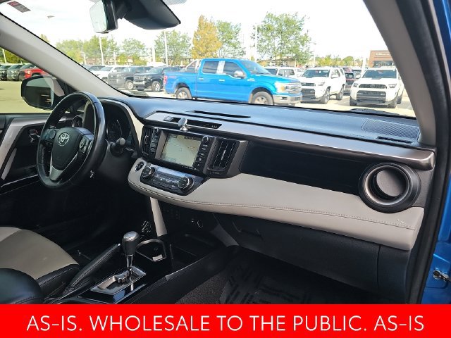 Used 2018 Toyota RAV4 Limited FWD image 37