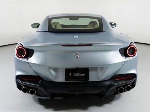 Used 2022 Ferrari Portofino M RWD image 15