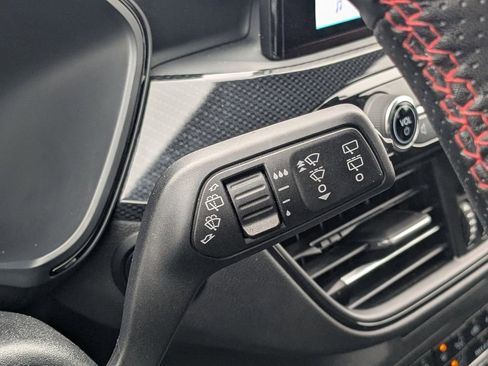 Used 2025 Ford Escape ST-Line Select image 27