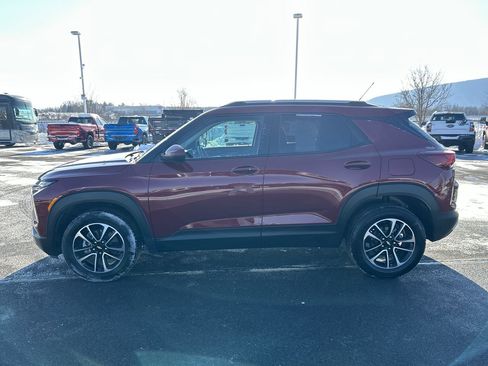 Used 2024 Chevrolet TrailBlazer LT image 4