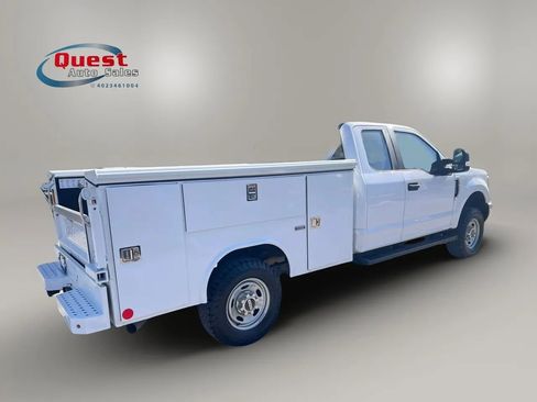 Used 2017 Ford F250 XL w/ Power Equipment Group AWD/4WD image 3