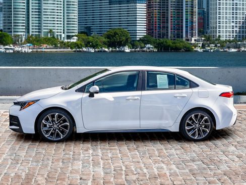 Used 2022 Toyota Corolla SE image 8