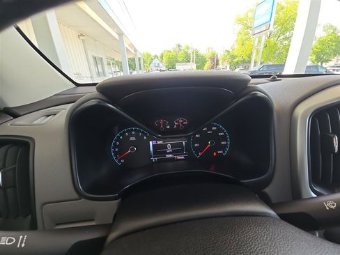 Used 2017 Chevrolet Colorado LT w/ Luxury Package, Chrome AWD/4WD image 12
