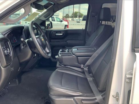 Used 2023 Chevrolet Silverado 1500 W/T w/ Trailering Package image 8