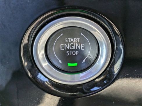 Used 2023 GMC Sierra 1500 SLT w/ X31 Off-Road Package image 33