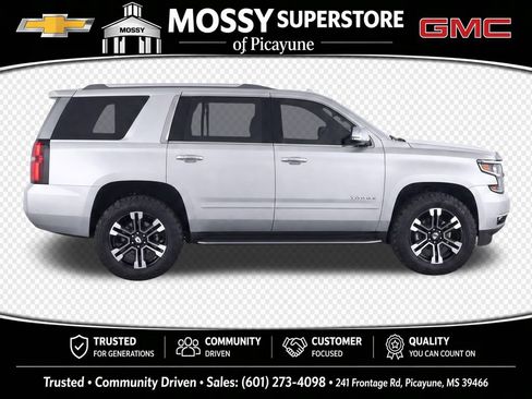 Used 2018 Chevrolet Tahoe Premier RWD image 9