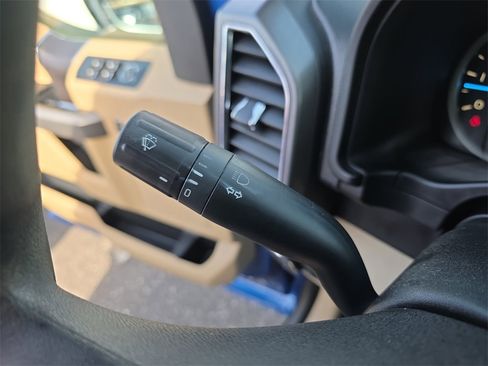 Used 2017 Ford F150 XLT image 21