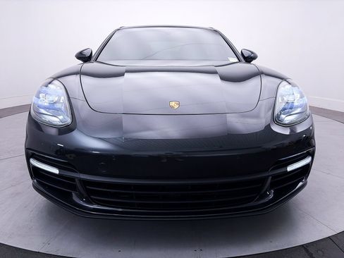 Used 2018 Porsche Panamera image 14