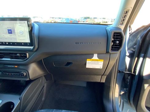 Used 2025 Ford Bronco Sport Heritage w/ Convenience Package image 32