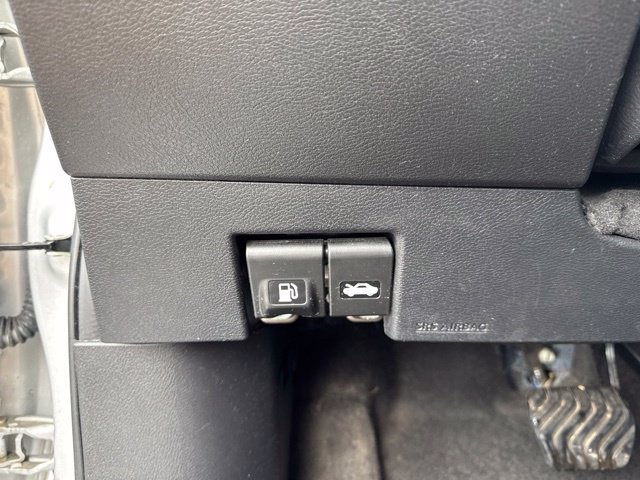 Used 2023 Nissan Versa SR w/ Trunk Package FWD image 15