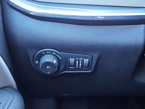 Used 2024 Jeep Compass Limited AWD/4WD image 14