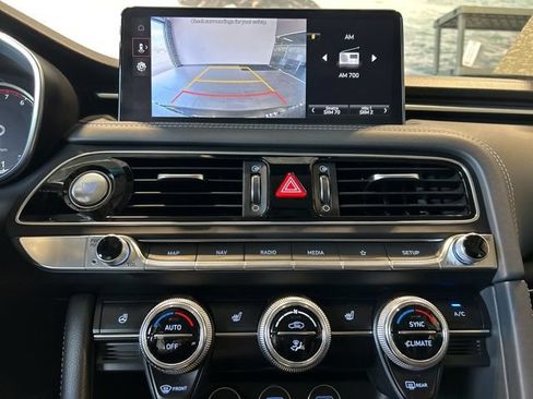 Used 2023 Genesis G70 2.0T AWD/4WD image 95