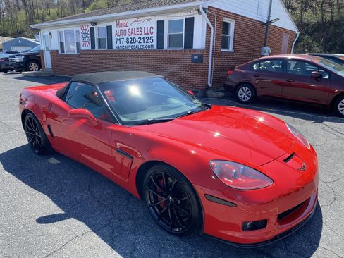 Used 2012 Chevrolet Corvette Grand Sport w/ 2LT Preferred Equipment Group image 12