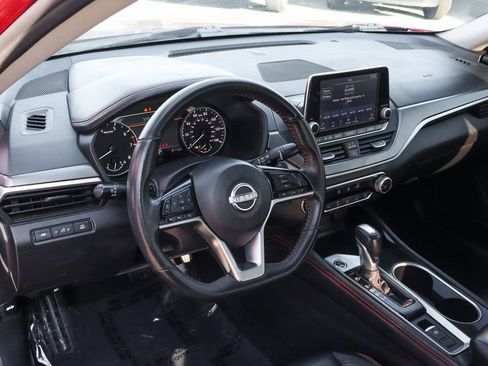 Used 2023 Nissan Altima 2.5 SR image 19