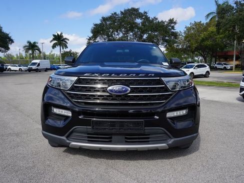 Used 2020 Ford Explorer XLT w/ Equipment Group 202A image 19