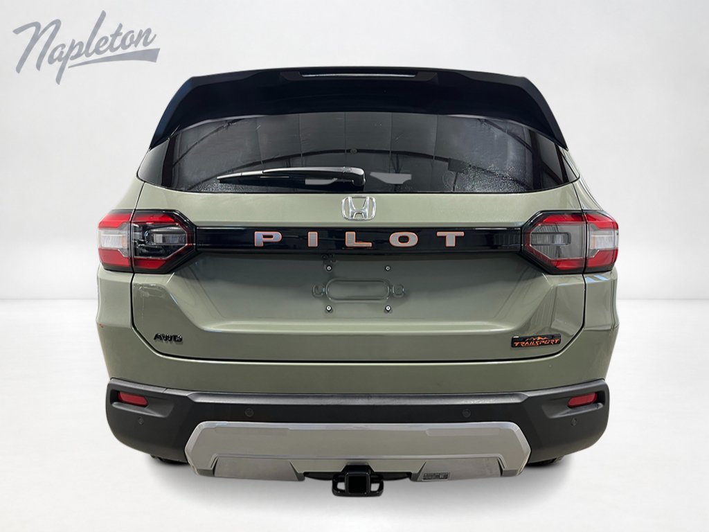 New 2026 Honda Pilot TrailSport image 4