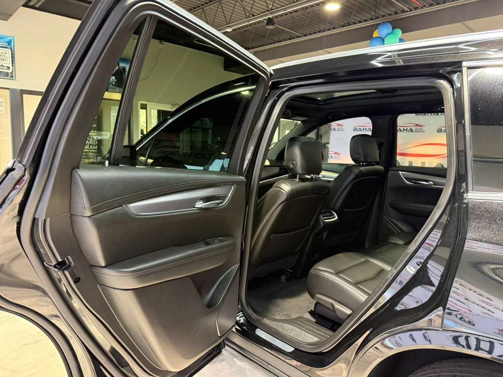 Used 2021 Cadillac XT6 Luxury FWD image 31
