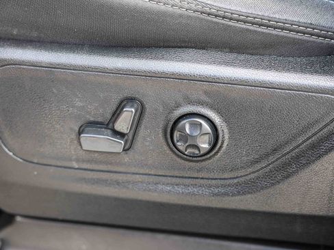 Used 2021 RAM 1500 Big Horn image 11