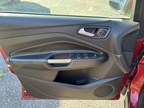 Used 2013 Ford Escape Titanium AWD/4WD image 12