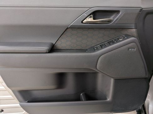 Certified 2024 Lexus GX 550 w/ Accessory Package (2T) image 15