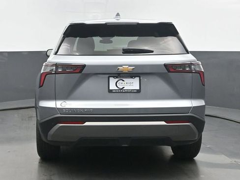 Used 2026 Chevrolet Equinox LT AWD/4WD image 5