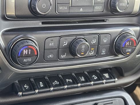 Used 2018 Chevrolet Silverado 2500 LTZ w/ Duramax Plus Package image 33