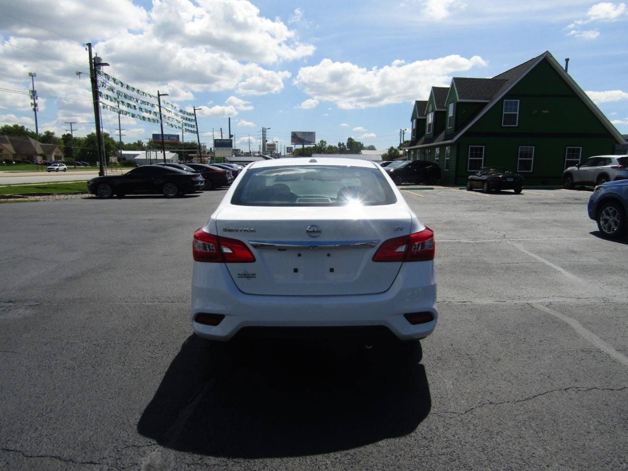 Used 2019 Nissan Sentra SV FWD image 6