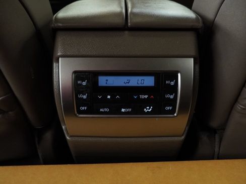 Used 2022 Lexus GX 460 Premium w/ Premium Plus Package AWD/4WD image 18