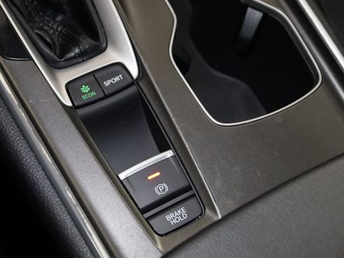 Used 2019 Honda Accord Sport image 24