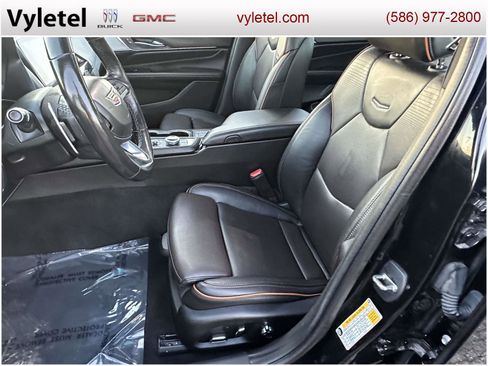 Used 2023 Cadillac CT4 V w/ Technology Package image 19