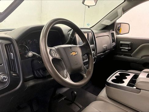 Used 2018 Chevrolet Silverado 2500 W/T w/ WT Convenience Package AWD/4WD image 13