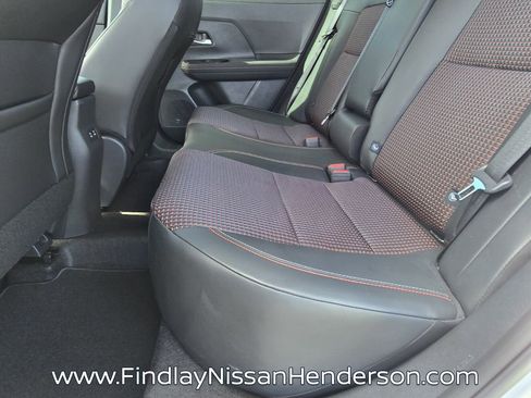 Used 2025 Nissan Kicks SR AWD/4WD image 11