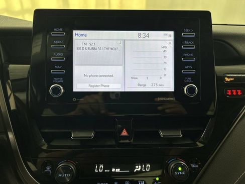 Used 2023 Toyota Camry SE FWD image 14