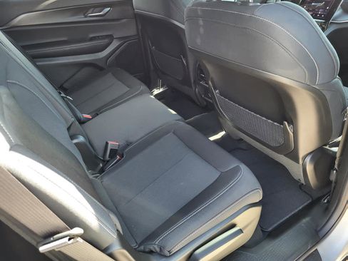 New 2025 Jeep Grand Cherokee L Laredo image 11