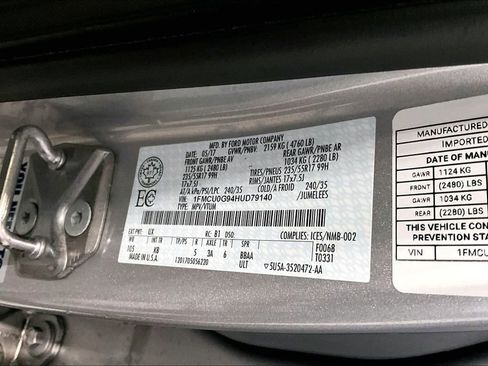 Used 2017 Ford Escape SE w/ Equipment Group 201A image 19