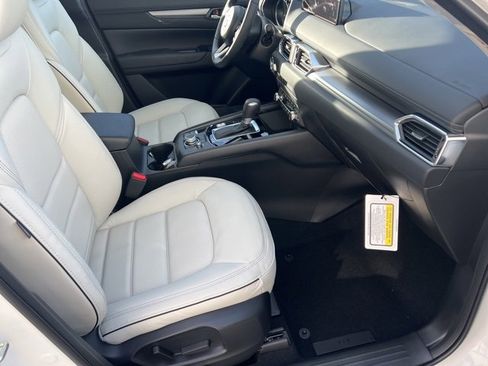 New 2025 MAZDA CX-5 AWD 2.5 S w/ Preferred Package image 34