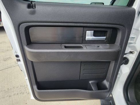 Used 2014 Ford F150 FX4 w/ Equipment Group 402A Luxury AWD/4WD image 20