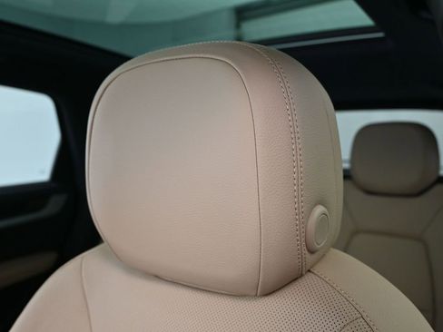 New 2026 Porsche Cayenne AWD/4WD image 19