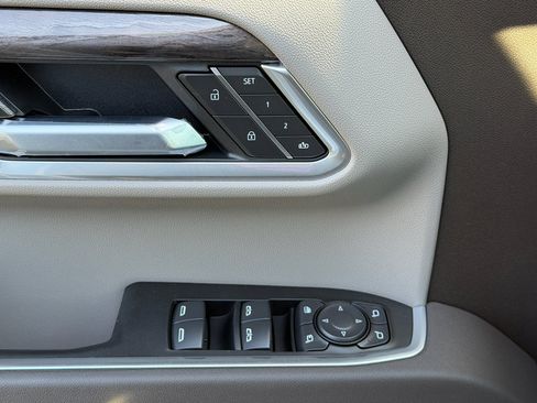 New 2026 Chevrolet Silverado 1500 LTZ AWD/4WD image 16