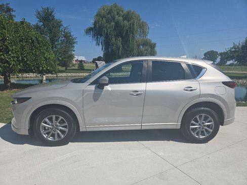 Used 2025 MAZDA CX-5 AWD 2.5 S w/ Preferred Package image 2