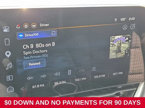 Used 2025 Chevrolet Equinox LT FWD image 19