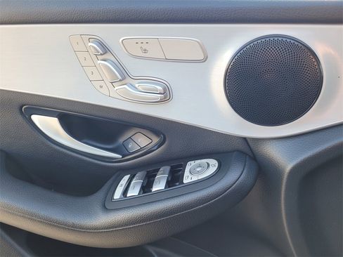 Used 2022 Mercedes-Benz GLC 300 GLC 300 image 19